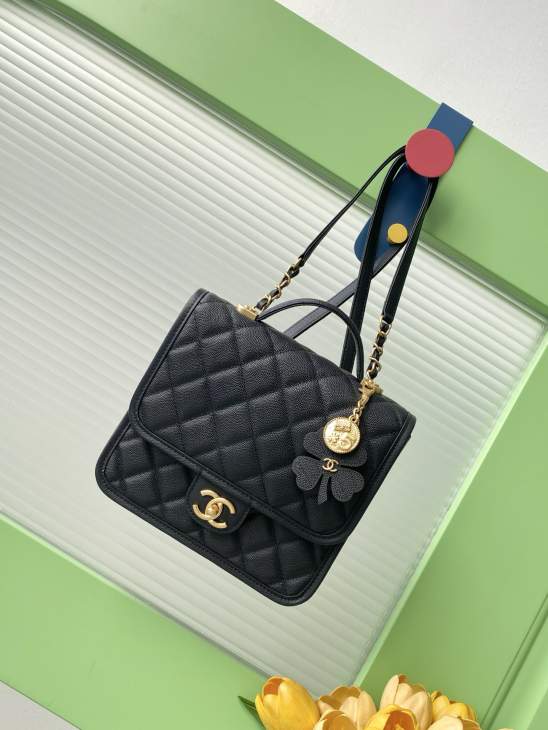 Picture of Chanel Handbags _SKUfw239872465fw